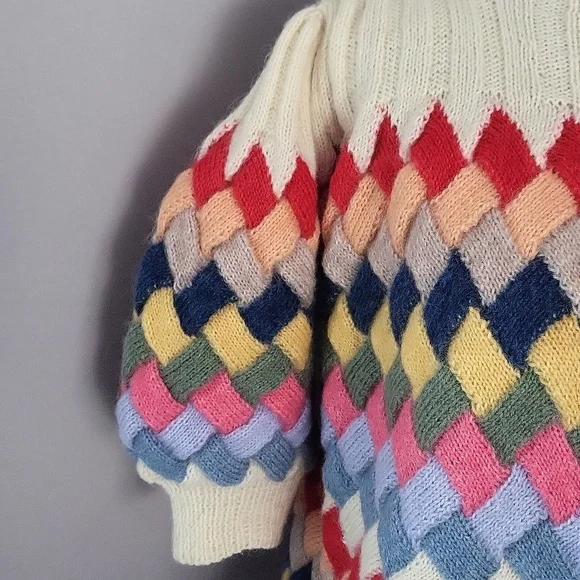 Multicolor Diamond Pattern Women's Sweater - Picture 5 of 16